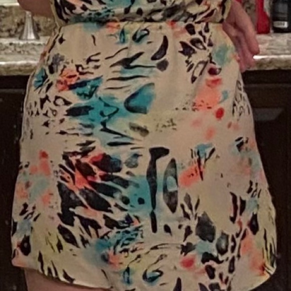Dress - Picture 3 of 3